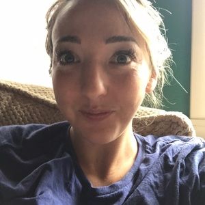 Meet your Posher, Delaney